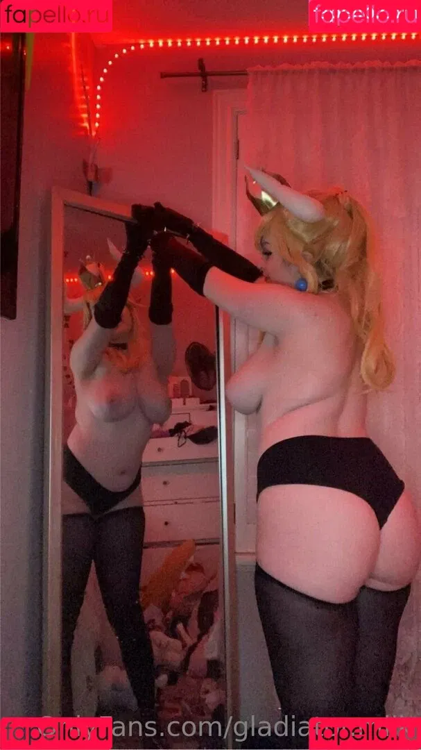 lulunalax Onlyfans Photo Gallery 