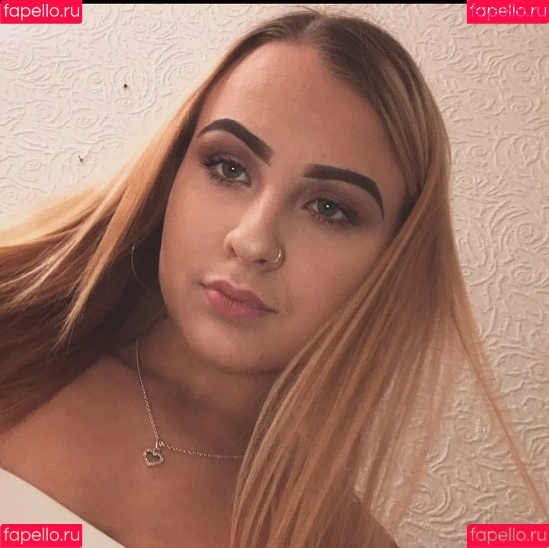 Abbie Carroll Onlyfans Photo Gallery 