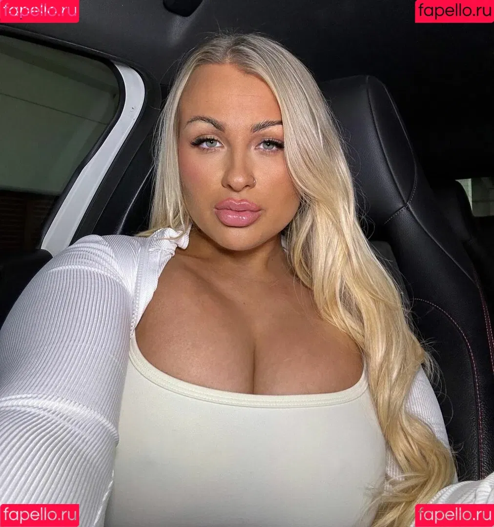 Abbie Carroll Onlyfans Photo Gallery 