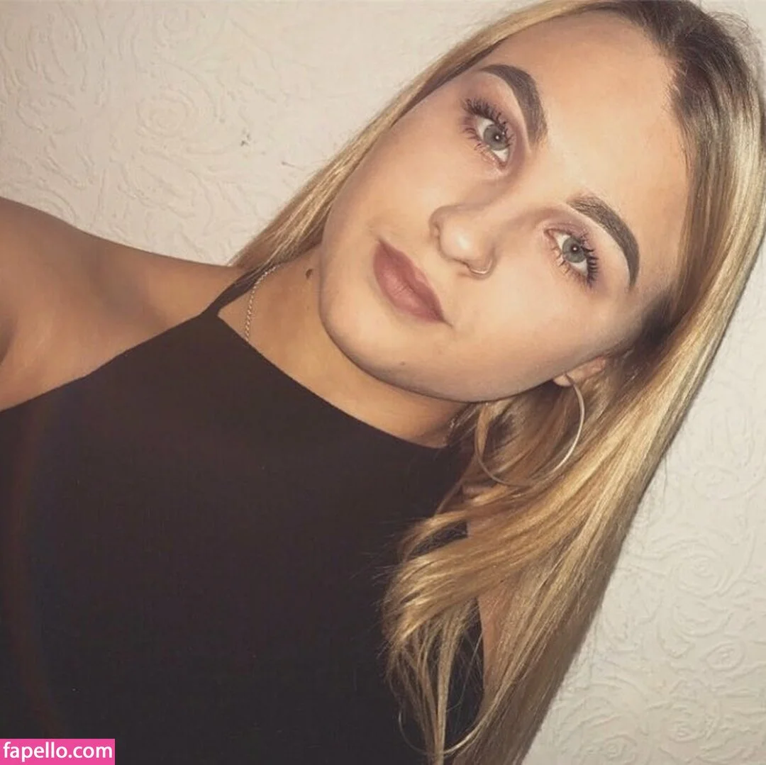 Abbie Carroll Onlyfans Photo Gallery 
