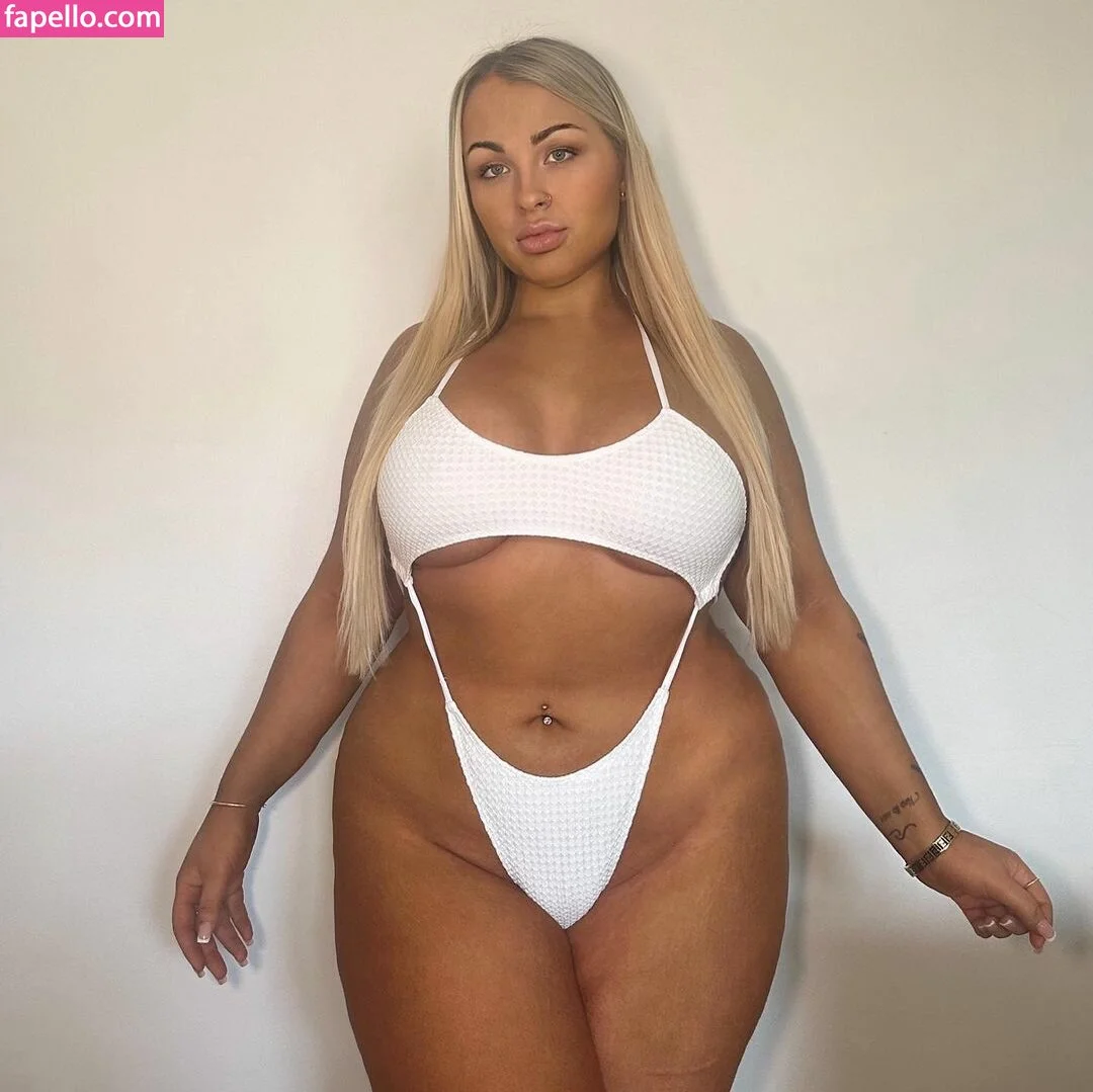 Abbie Carroll Onlyfans Photo Gallery 