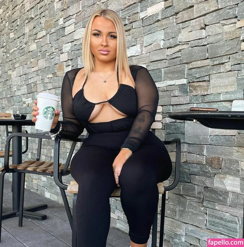 Abbie Carroll Onlyfans Photo Gallery 