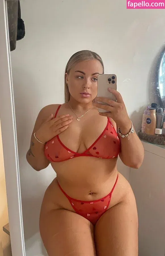 Abbie Carroll Onlyfans Photo Gallery 