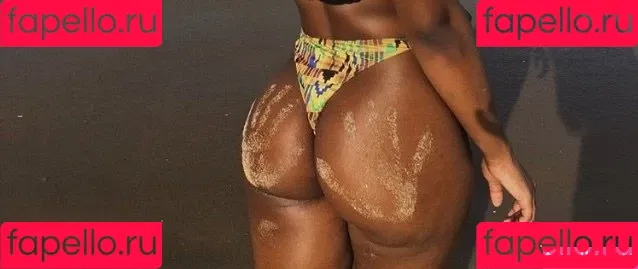 FineAssYonna Onlyfans Photo Gallery 