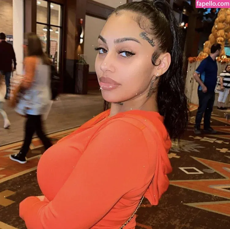 FineAssYonna Onlyfans Photo Gallery 