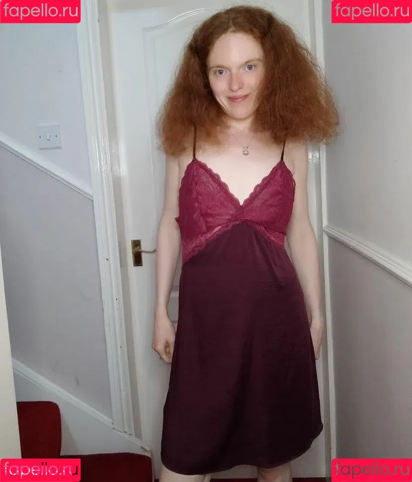 Kinky Ginger Onlyfans Photo Gallery 