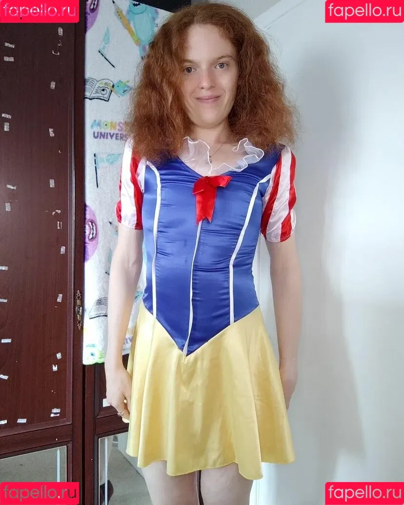 Kinky Ginger Onlyfans Photo Gallery 