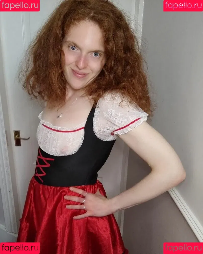 Kinky Ginger Onlyfans Photo Gallery 