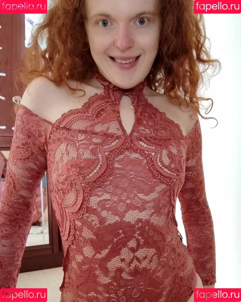 Kinky Ginger Onlyfans Photo Gallery 