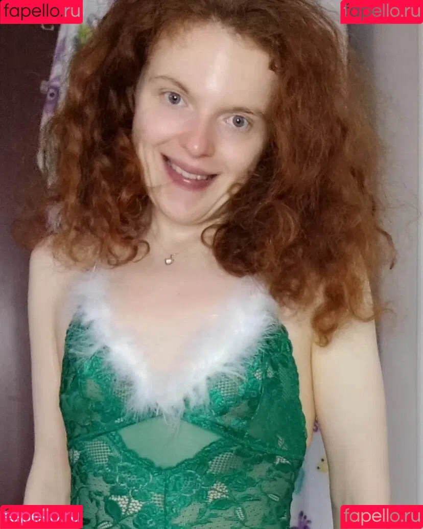Kinky Ginger Onlyfans Photo Gallery 