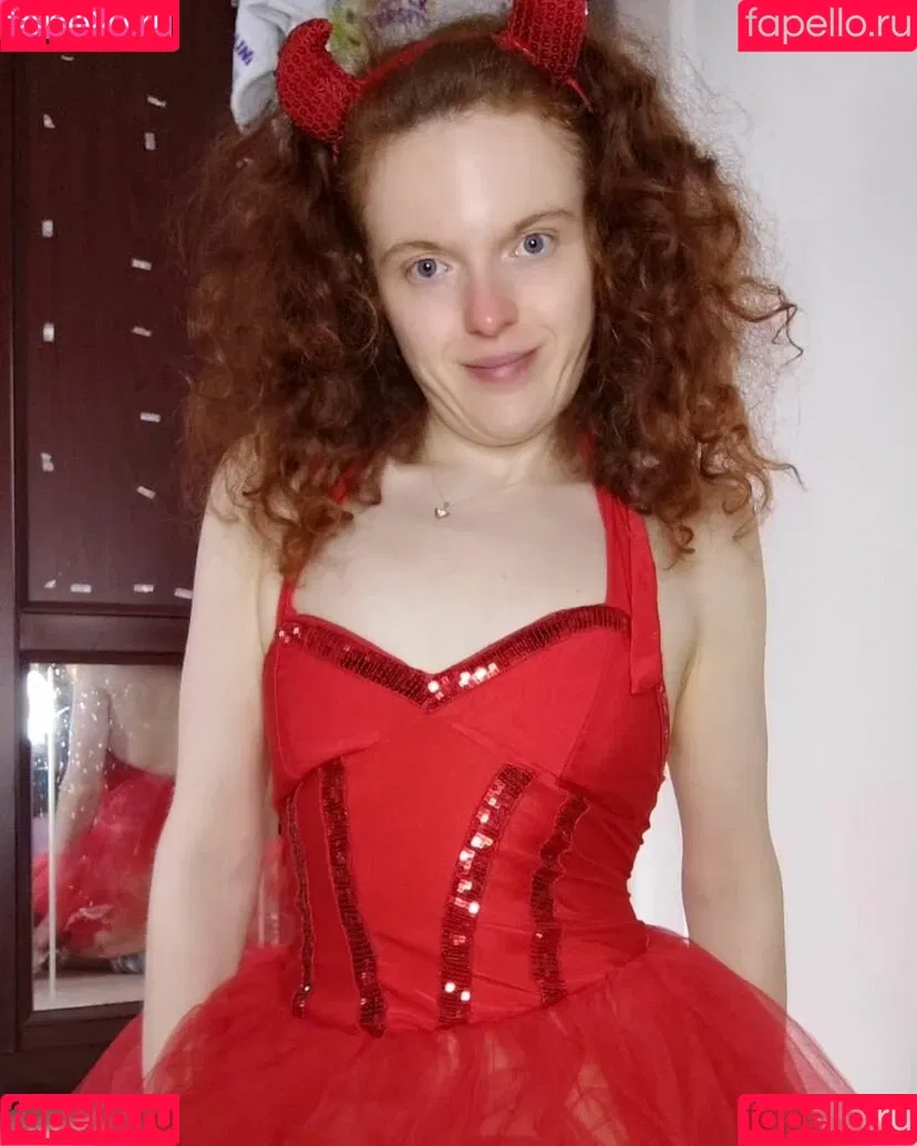 Kinky Ginger Onlyfans Photo Gallery 