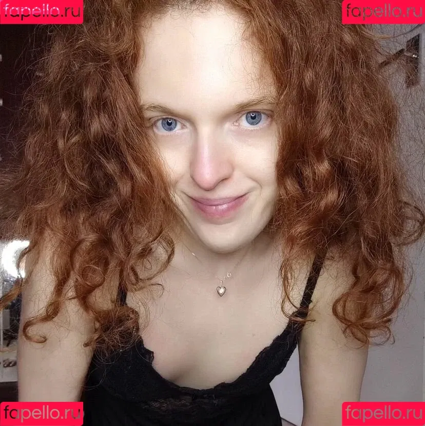 Kinky Ginger Onlyfans Photo Gallery 