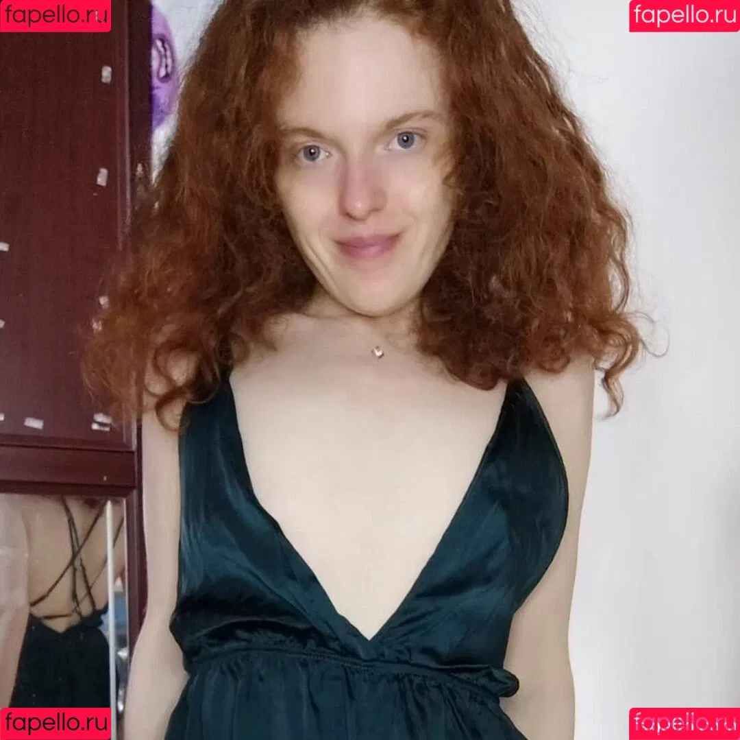 Kinky Ginger Onlyfans Photo Gallery 