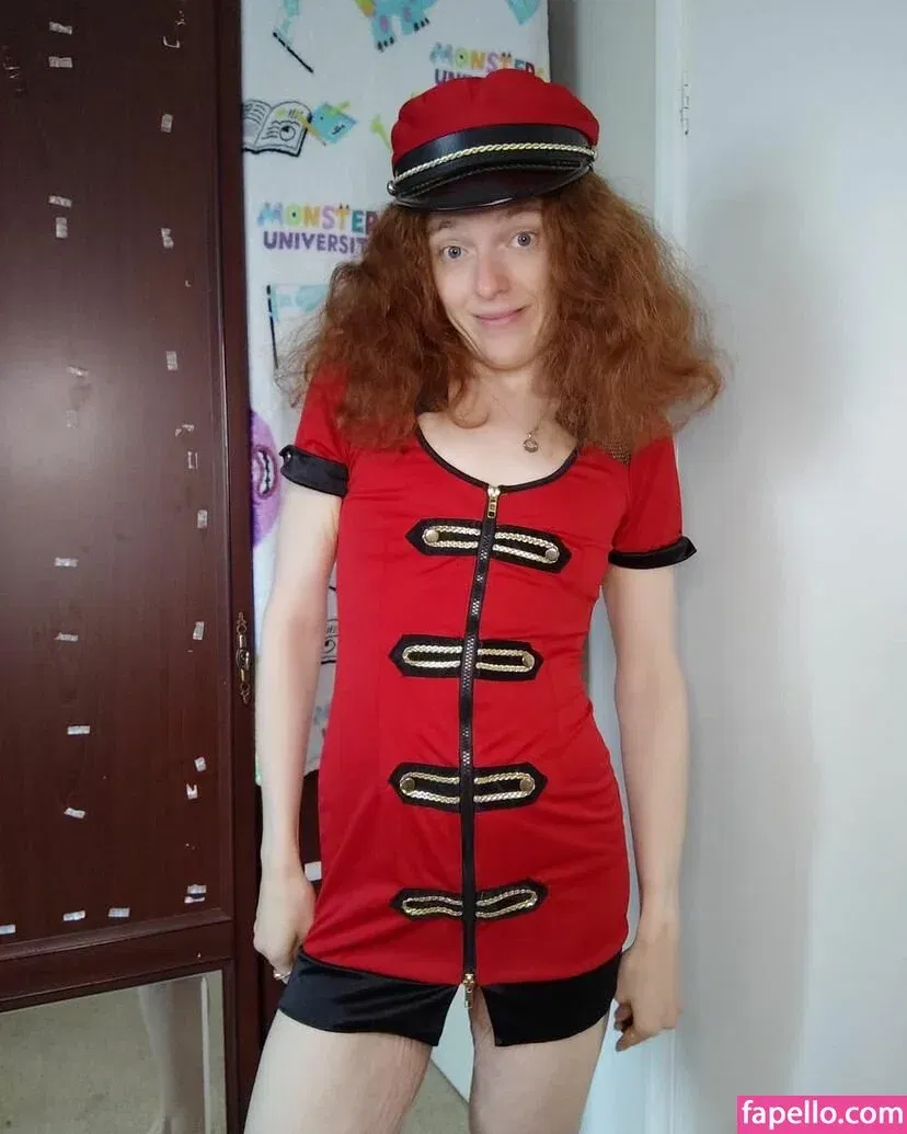 Kinky Ginger Onlyfans Photo Gallery 