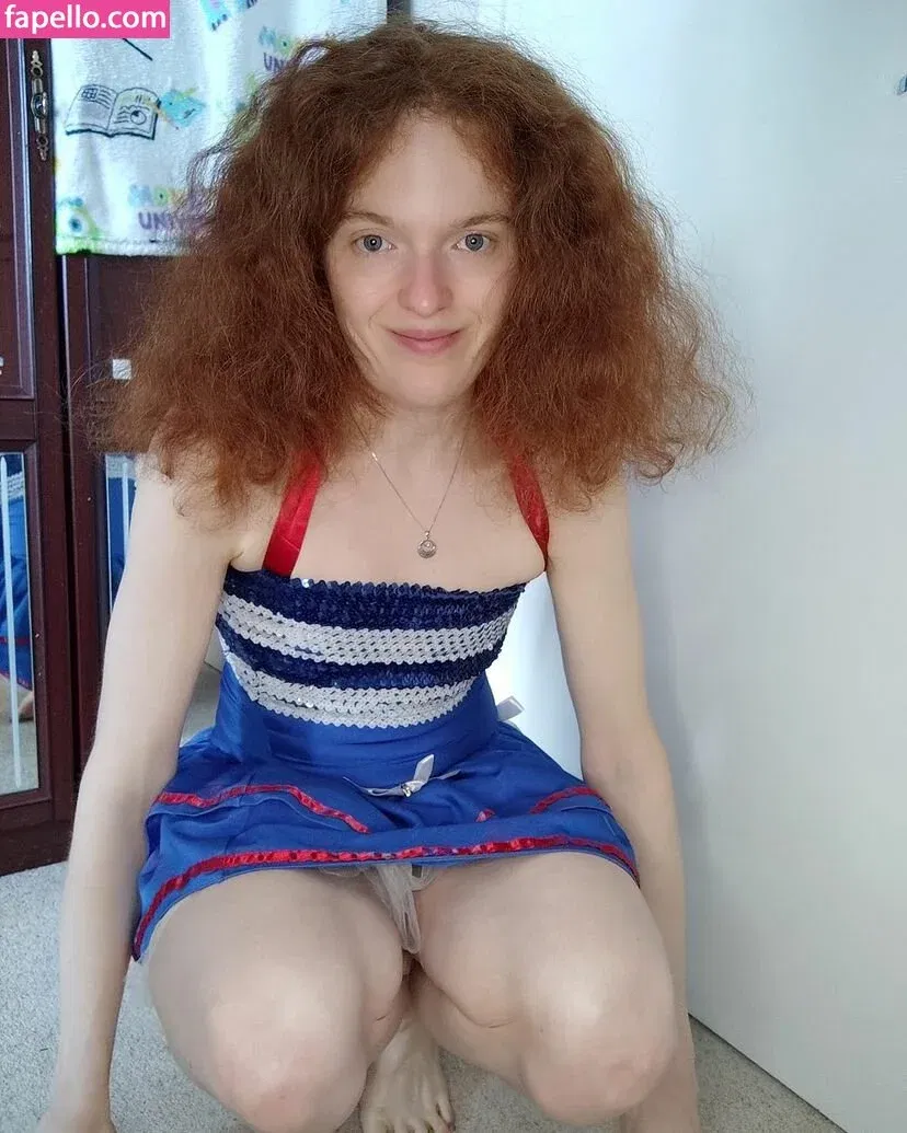 Kinky Ginger Onlyfans Photo Gallery 
