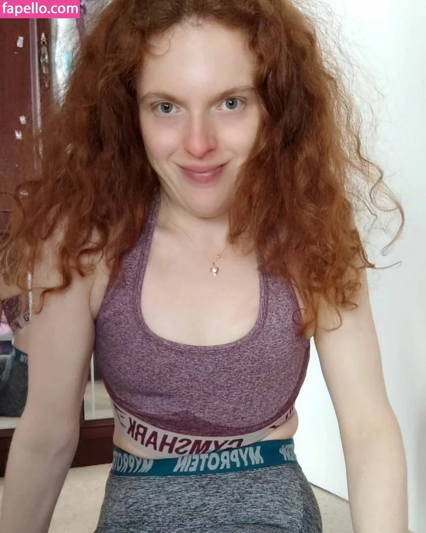 Kinky Ginger Onlyfans Photo Gallery 