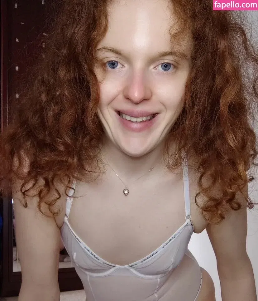 Kinky Ginger Onlyfans Photo Gallery 