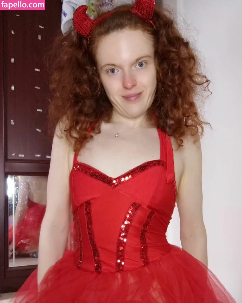 Kinky Ginger Onlyfans Photo Gallery 