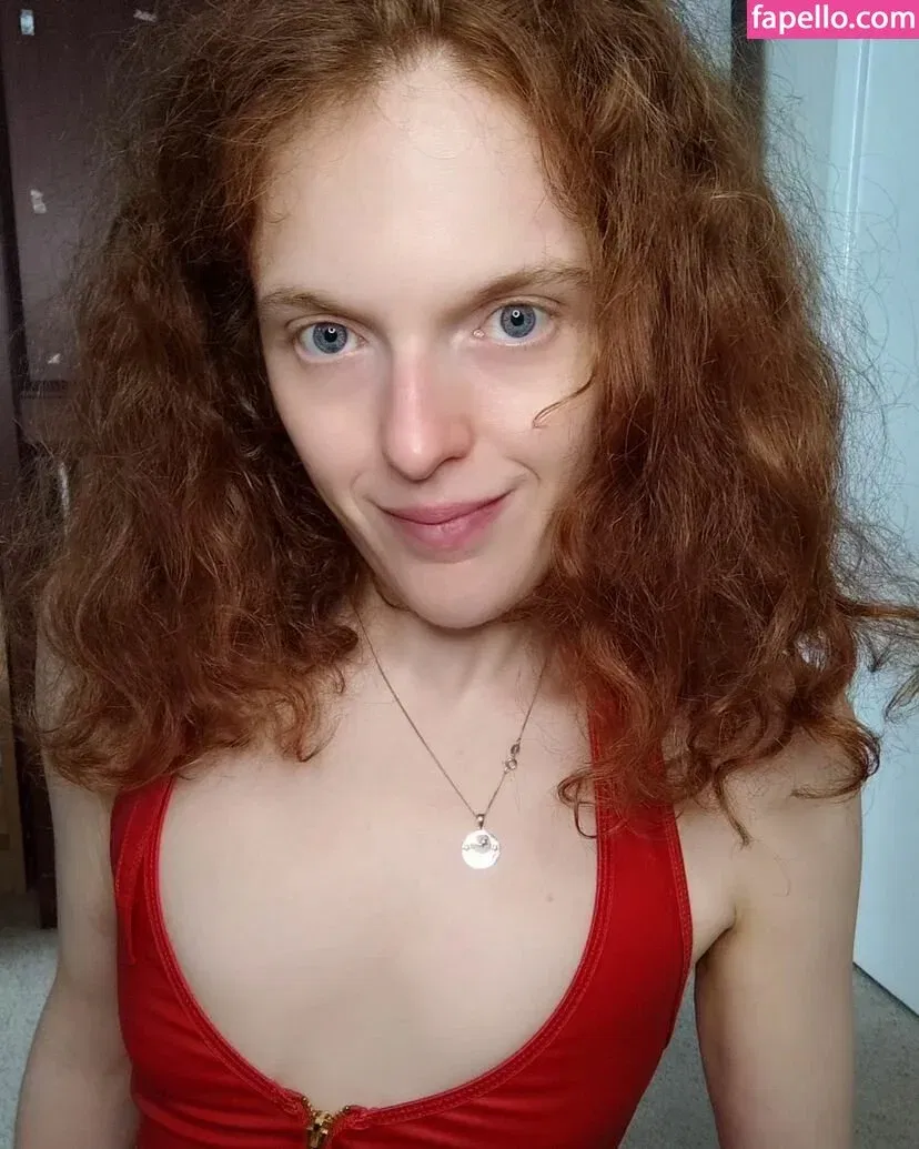 Kinky Ginger Onlyfans Photo Gallery 