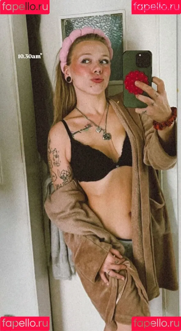 vanny_flowerchild Onlyfans Photo Gallery 
