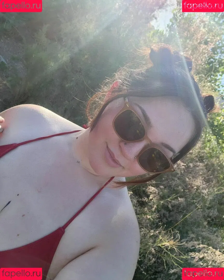 Layla Mitchell Onlyfans Photo Gallery 