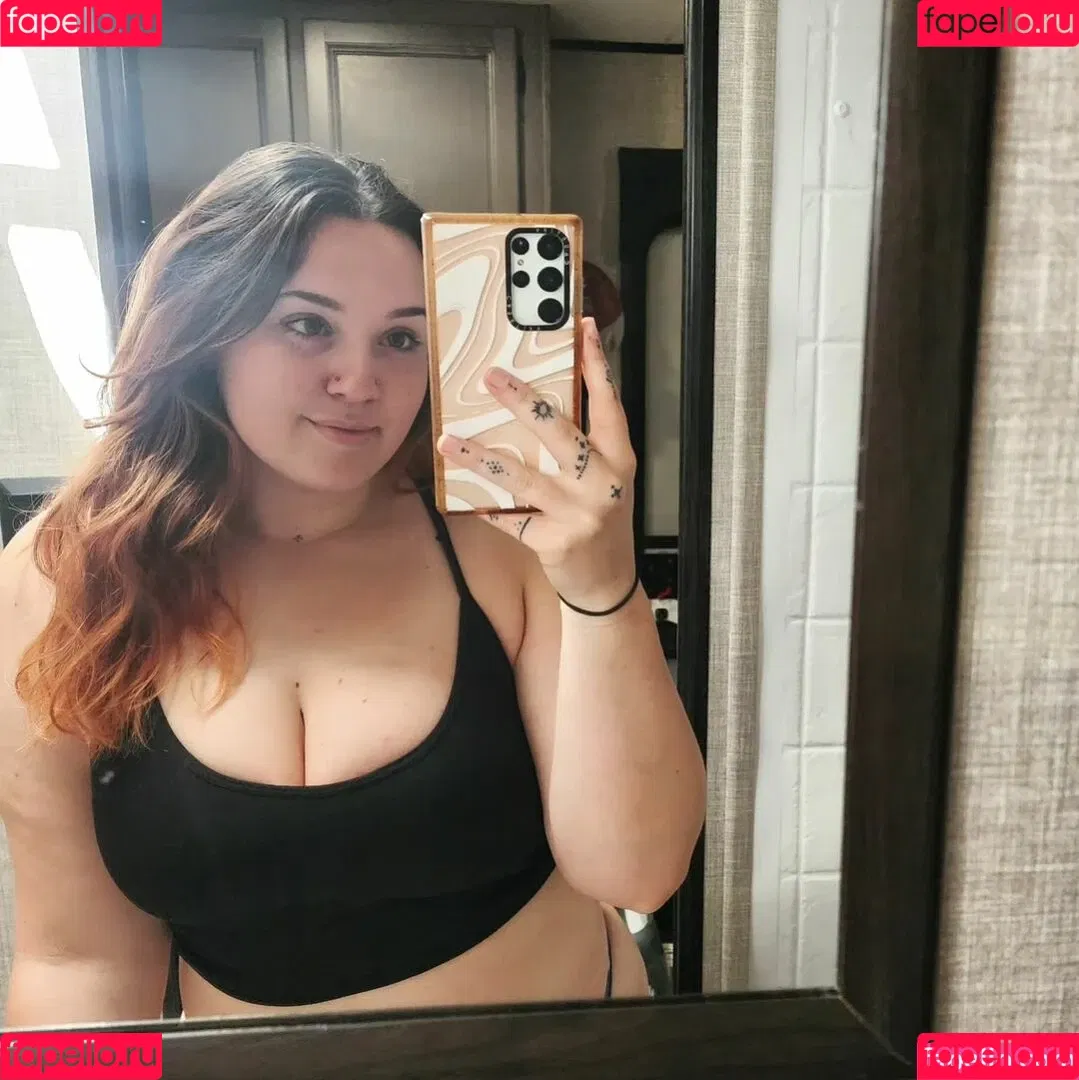 Layla Mitchell Onlyfans Photo Gallery 