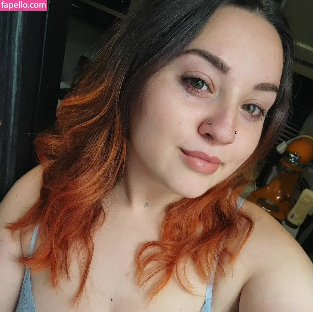 Layla Mitchell Onlyfans Photo Gallery 