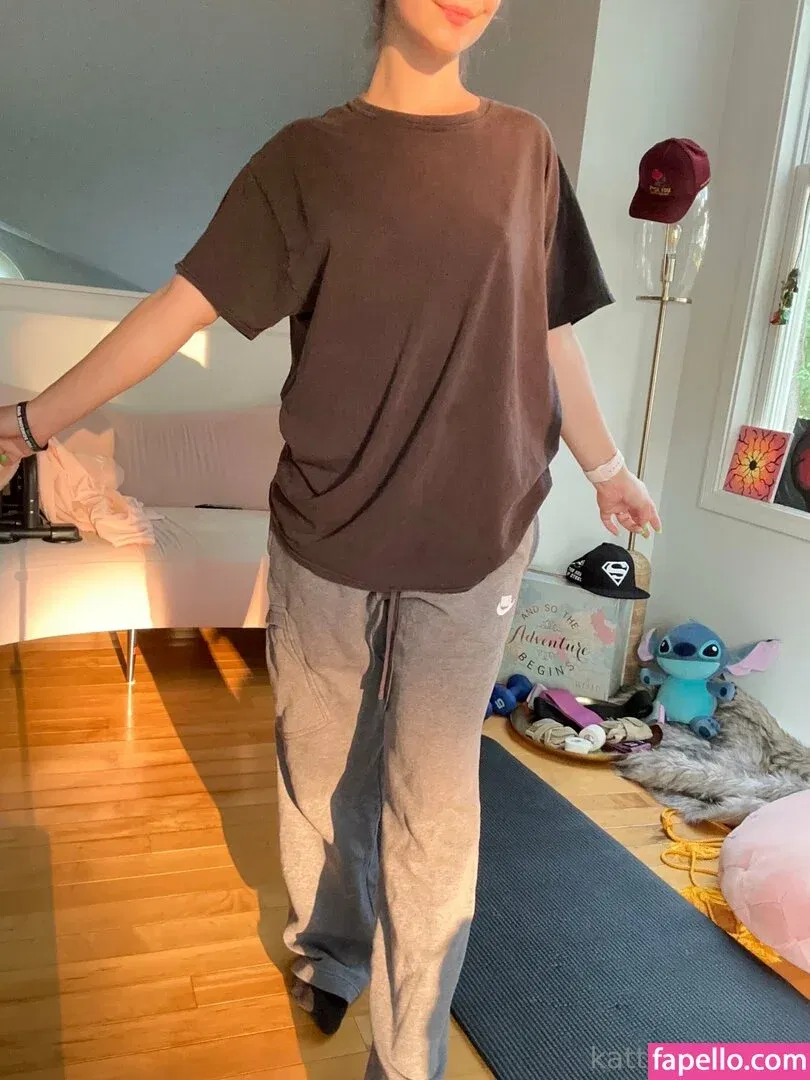 Cumkitten99 Onlyfans Photo Gallery 