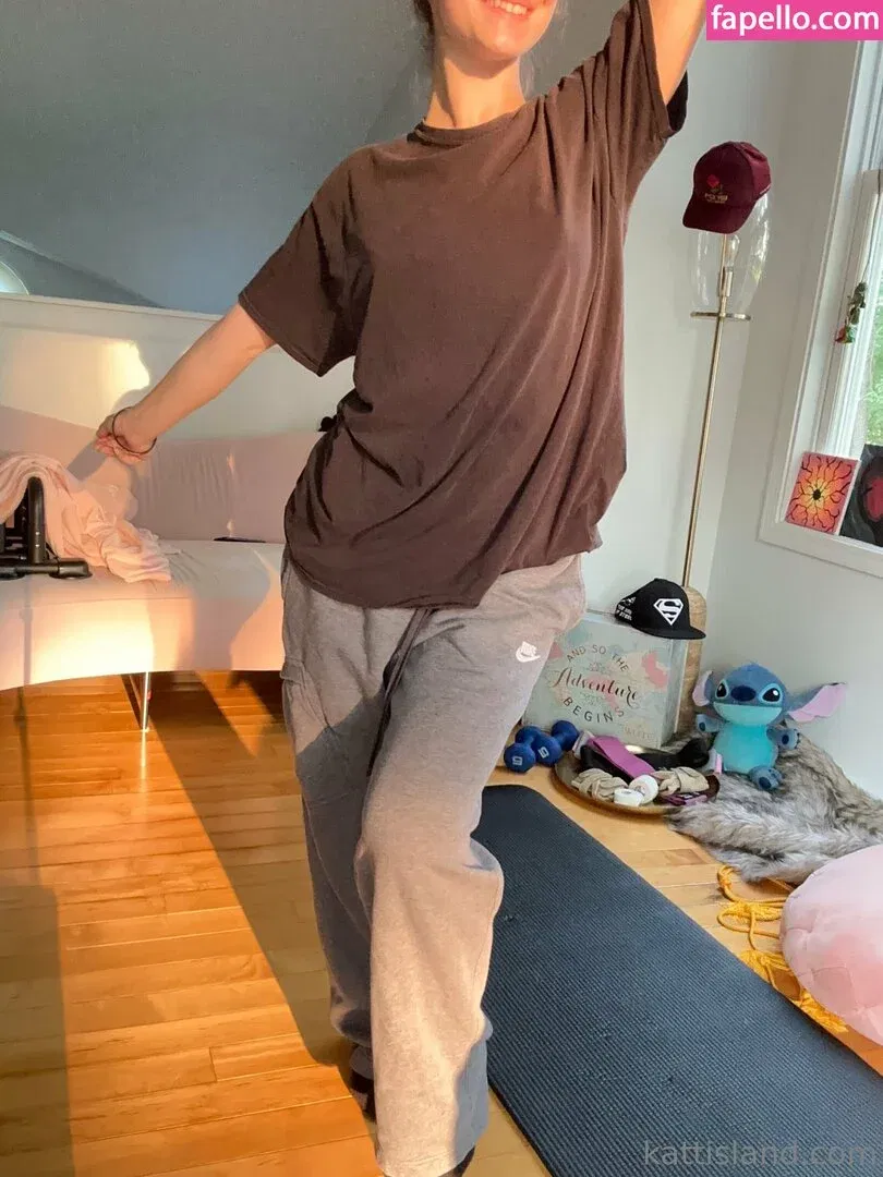 Cumkitten99 Onlyfans Photo Gallery 