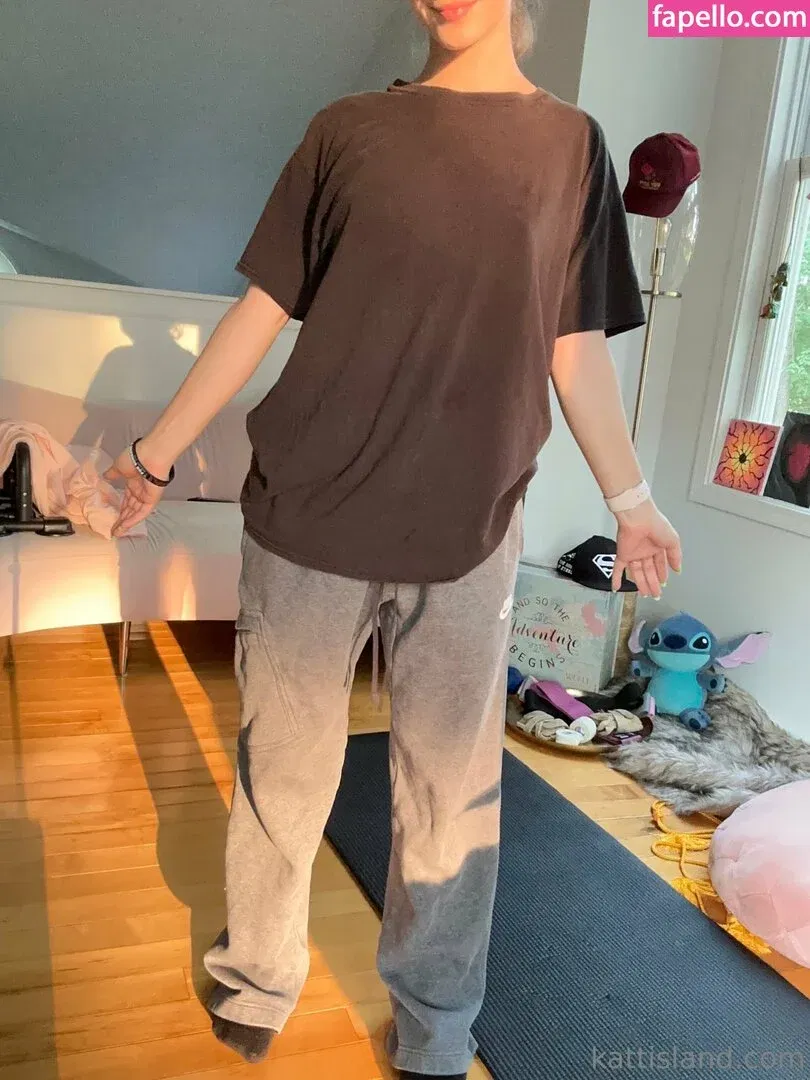 Cumkitten99 Onlyfans Photo Gallery 