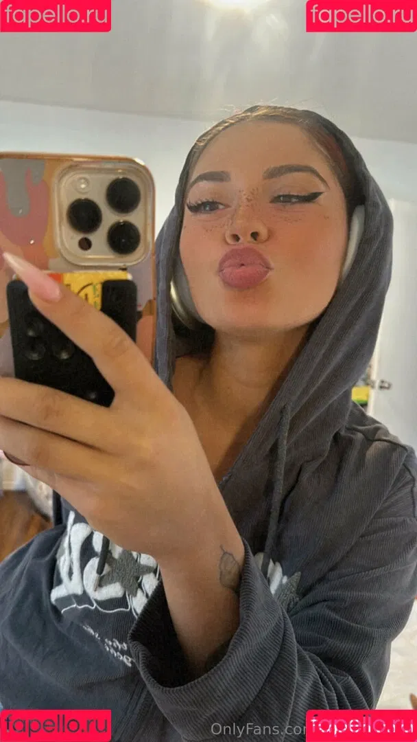 ssheistoriaa Onlyfans Photo Gallery 