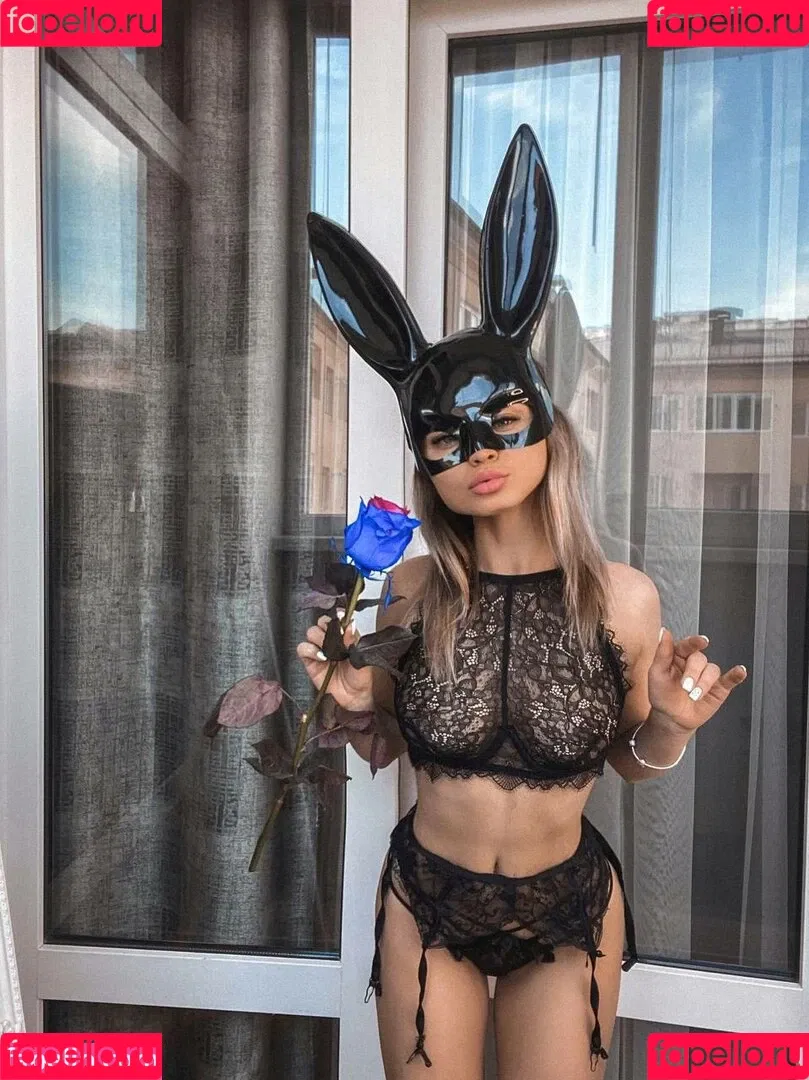 Minikittylina Onlyfans Photo Gallery 