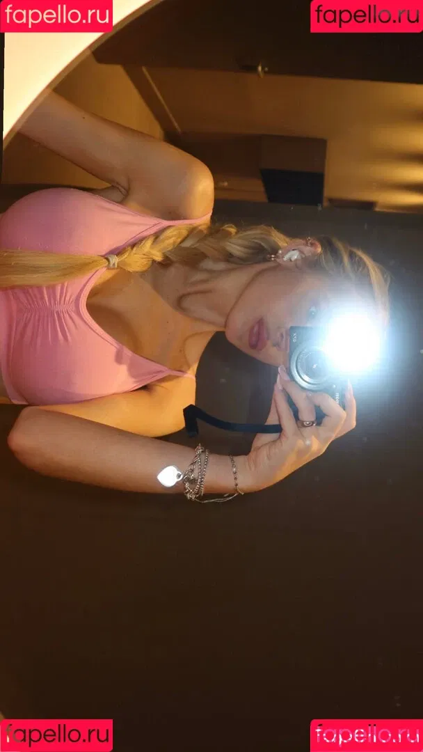 Carla Wiedbrauk Onlyfans Photo Gallery 