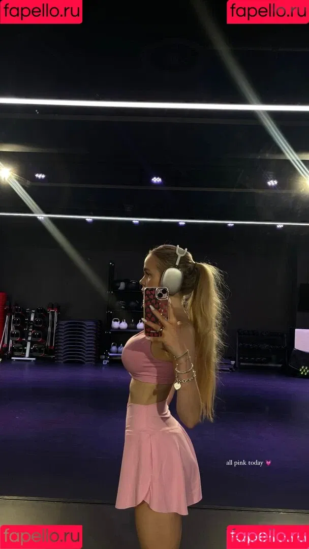 Carla Wiedbrauk Onlyfans Photo Gallery 