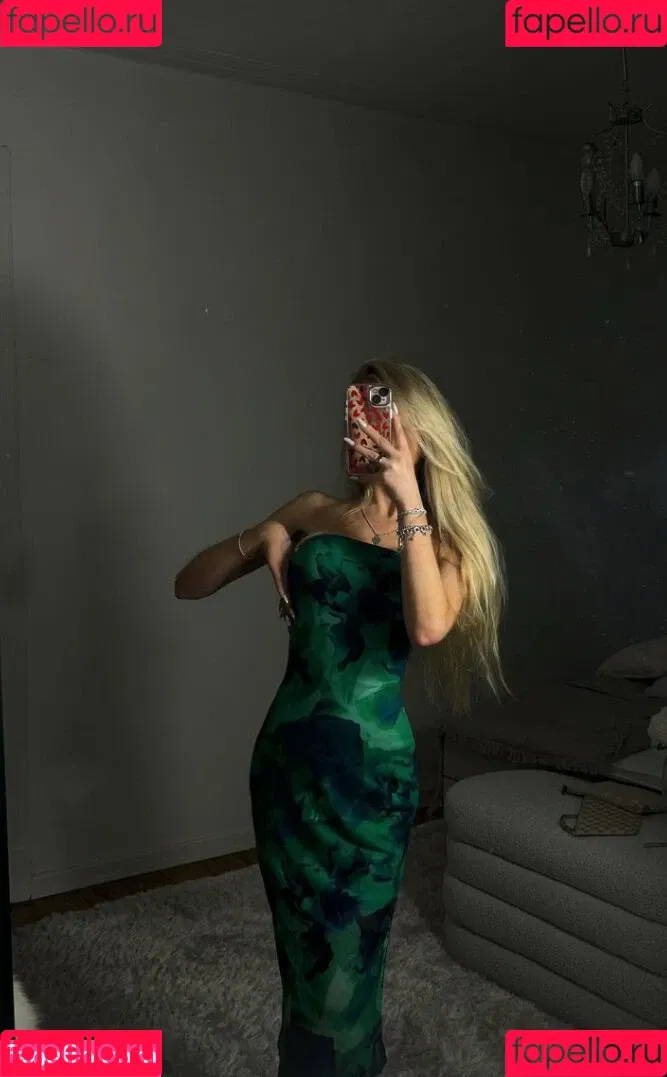 Carla Wiedbrauk Onlyfans Photo Gallery 