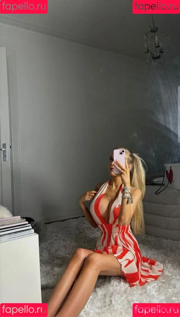 Carla Wiedbrauk Onlyfans Photo Gallery 