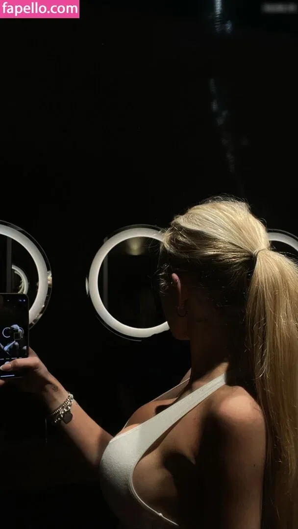 Carla Wiedbrauk Onlyfans Photo Gallery 