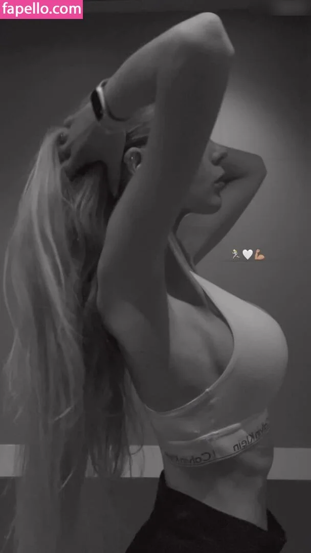 Carla Wiedbrauk Onlyfans Photo Gallery 