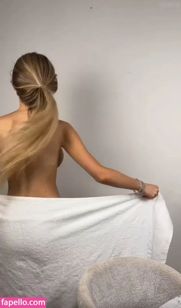 Carla Wiedbrauk Onlyfans Photo Gallery 