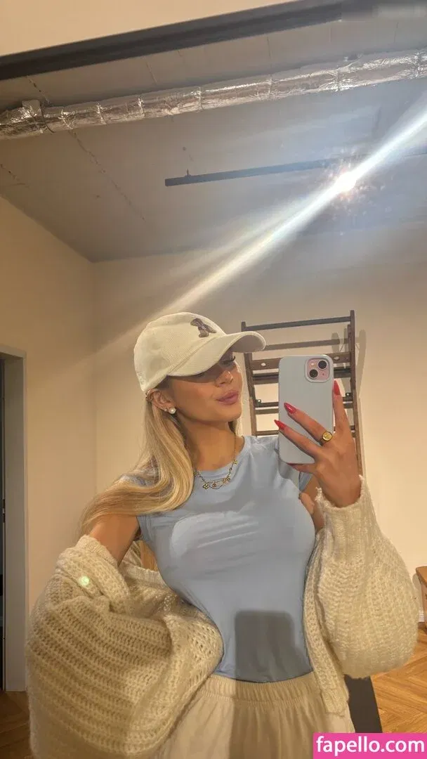 Carla Wiedbrauk Onlyfans Photo Gallery 