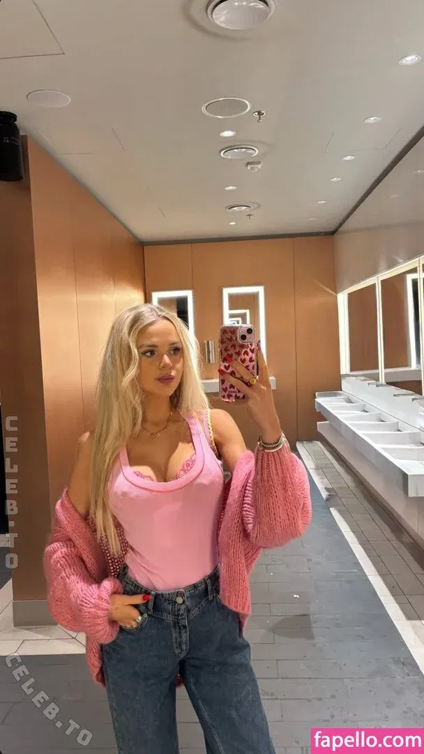 Carla Wiedbrauk Onlyfans Photo Gallery 