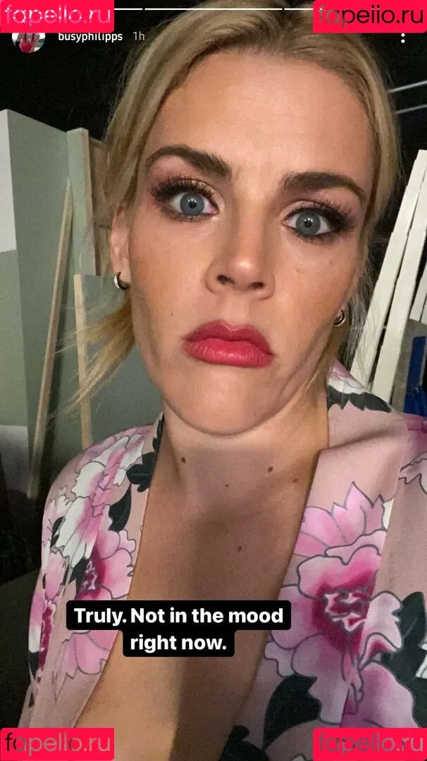 Busy Phillips Onlyfans Photo Gallery 