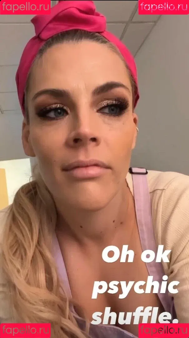 Busy Phillips Onlyfans Photo Gallery 