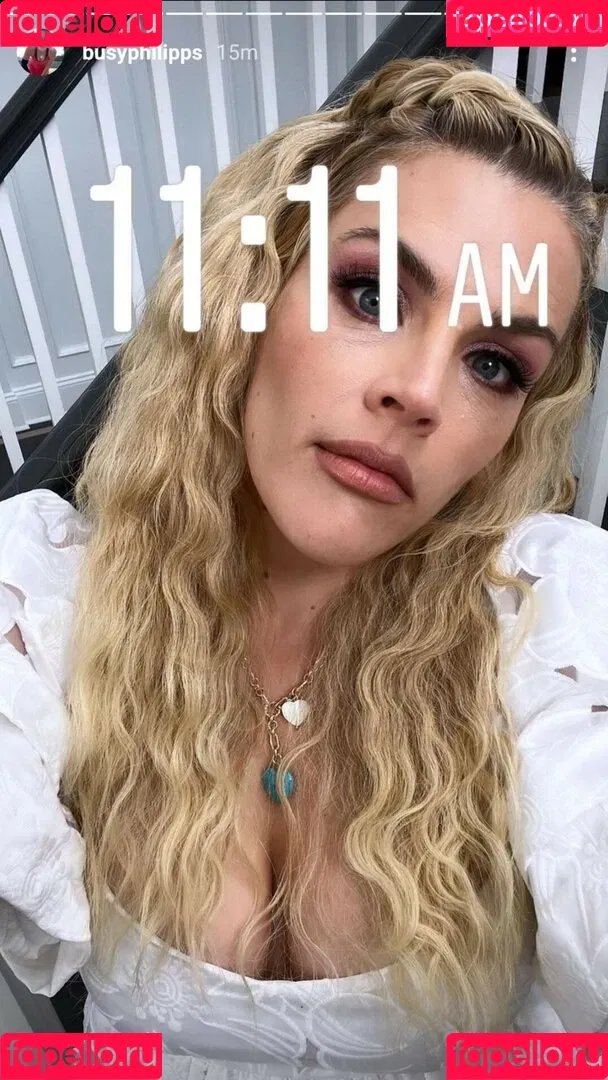 Busy Phillips Onlyfans Photo Gallery 