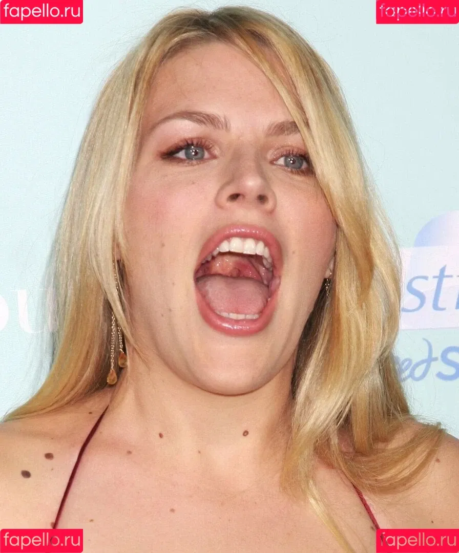 Busy Phillips Onlyfans Photo Gallery 