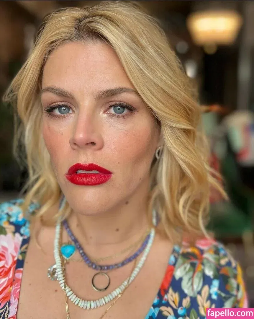 Busy Phillips Onlyfans Photo Gallery 