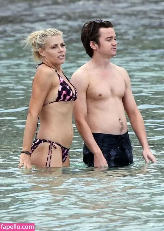 Busy Phillips Onlyfans Photo Gallery 