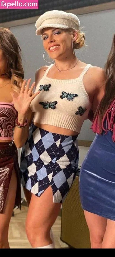 Busy Phillips Onlyfans Photo Gallery 