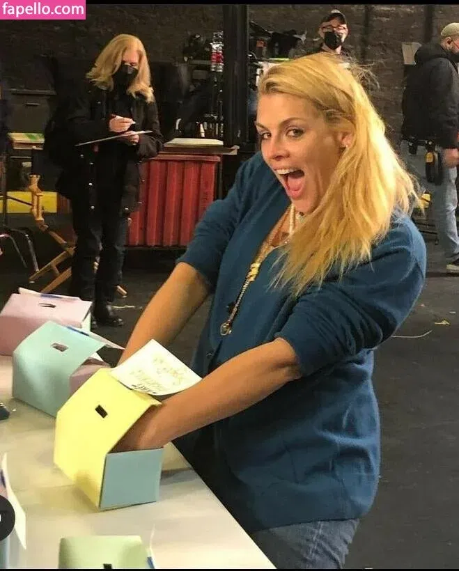 Busy Phillips Onlyfans Photo Gallery 