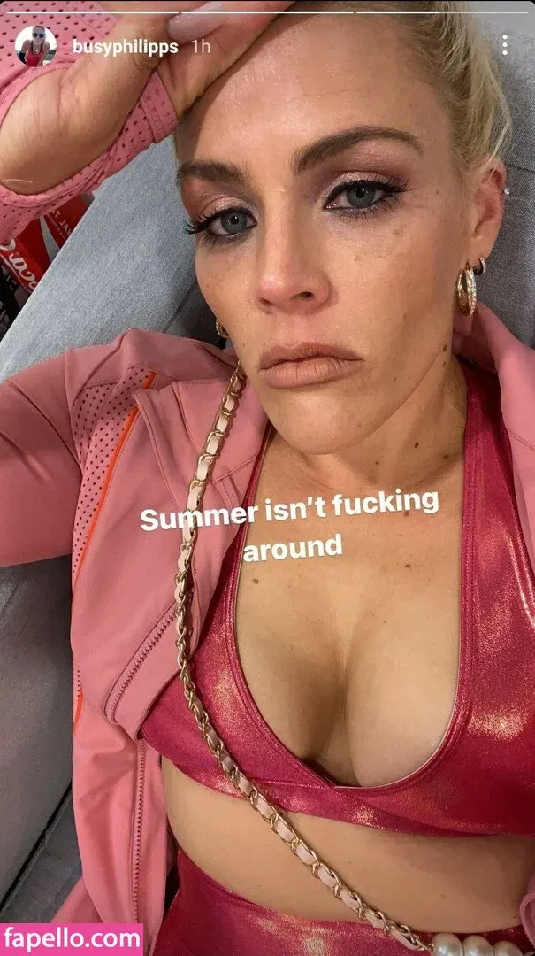 Busy Phillips Onlyfans Photo Gallery 